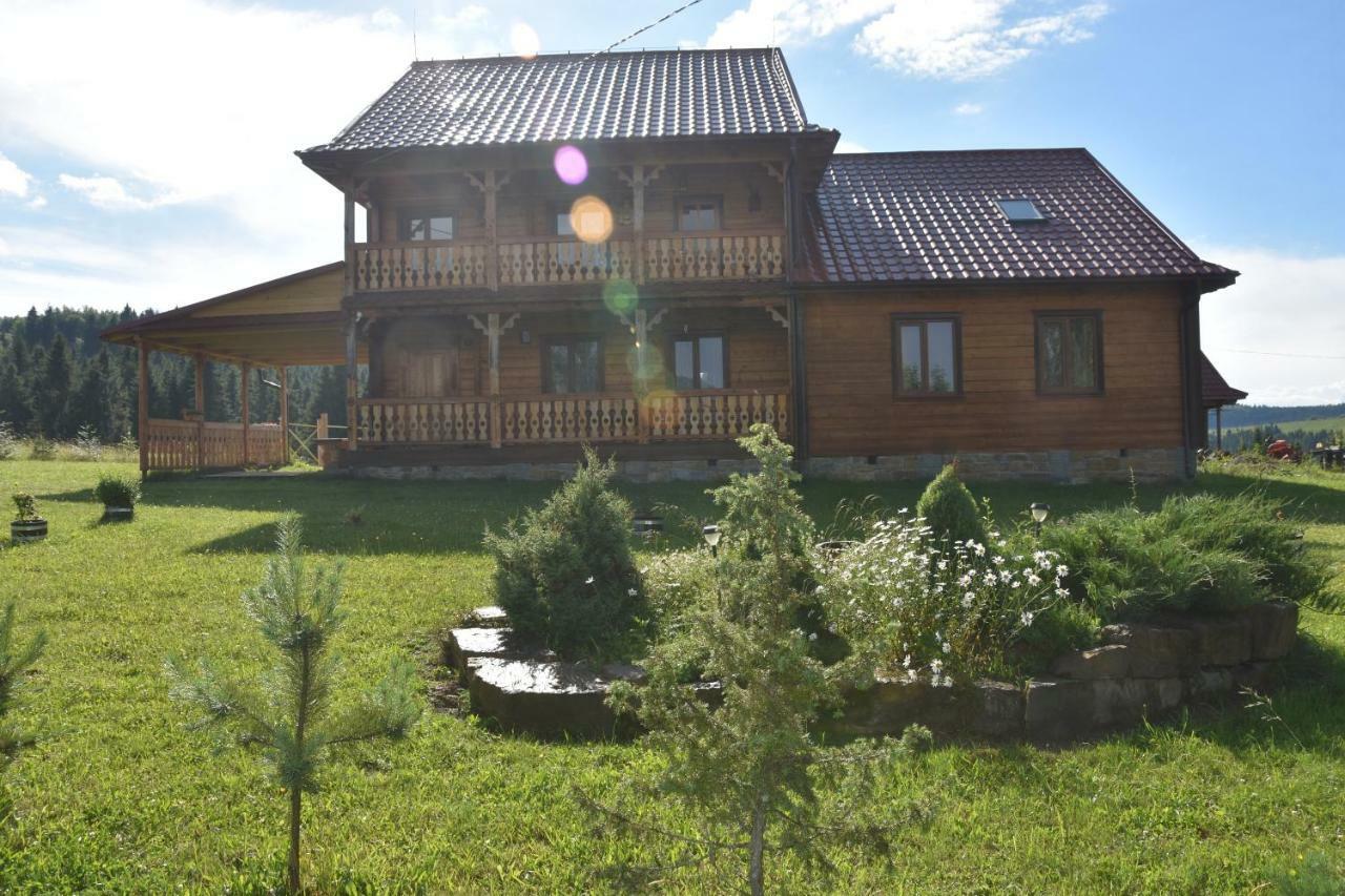 Зубровиця Bukovinka Esterno foto